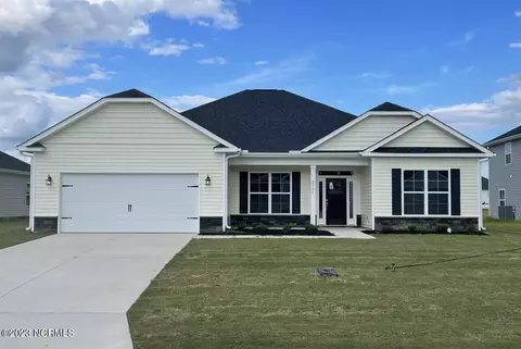432 Lemonade Ln, Grimesland, NC 27837