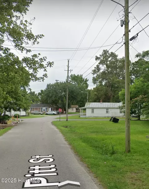4316 Pitt St, Ayden, NC 28513