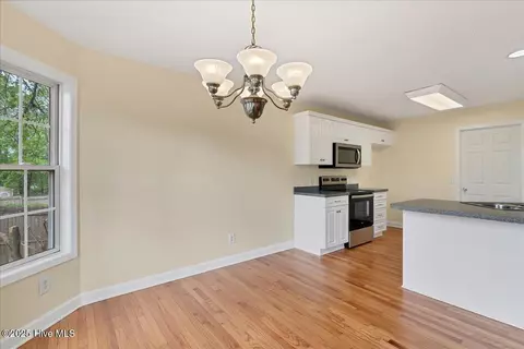 Dining - 2125 Longleaf Dr W, Pinehurst, NC 28374 photo 2 of 2