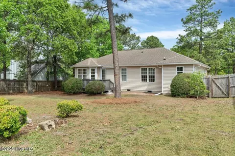 Exterior - 2125 Longleaf Dr W, Pinehurst, NC 28374 photo 7 of 11