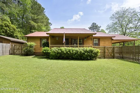 406 N Glenburnie Rd, New Bern, NC 28560