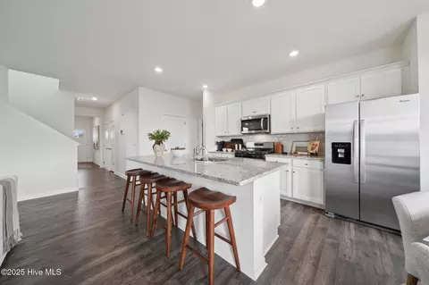 104 Genoa Dr, Elizabeth City, NC 27909