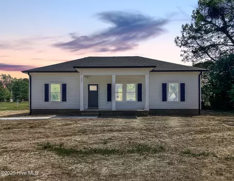 121 Nates Dr, Hertford, NC 27944