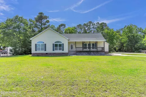 105 Scotch Bonnet Way, Hampstead, NC 28443