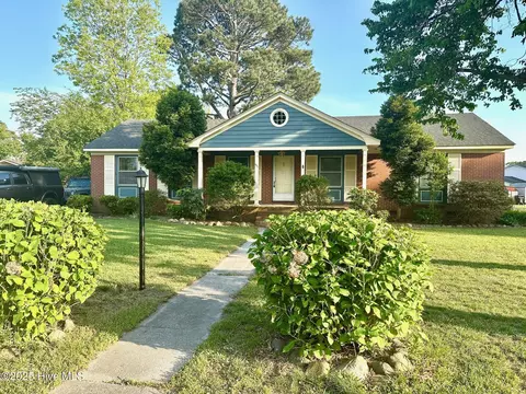 1511 E Penny Dr, Elizabeth City, NC 27909