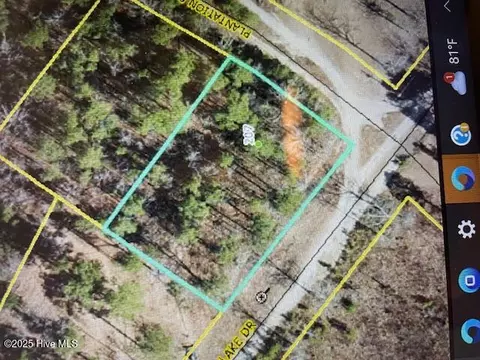 207 Plantation Rd, Elizabethtown, NC 28337