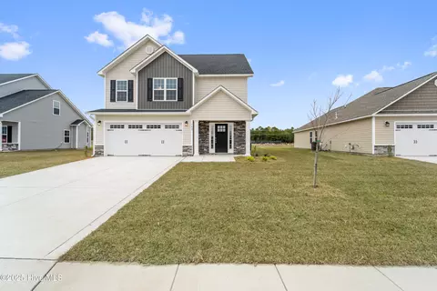 142 Sanctuary St, Jacksonville, NC 28546