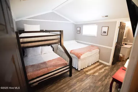 199 Bear Run Rd, Burgaw, NC 28425