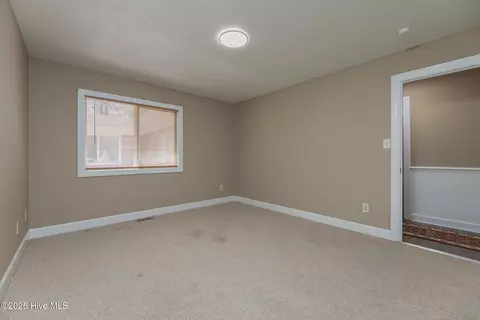 Bedroom - 191 Sunset Rd, Wallace, NC 28466 photo 3 of 3