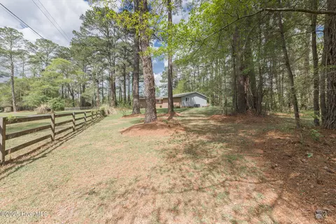 Exterior - 191 Sunset Rd, Wallace, NC 28466 photo 5 of 7