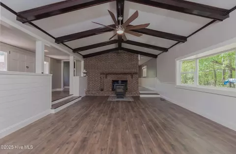 Living - 191 Sunset Rd, Wallace, NC 28466 photo 1 of 1
