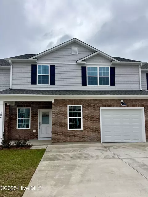 204 Triton Ln, Surf City, NC 28445