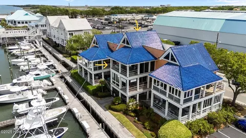 10 Marina St UNIT A4, Wrightsville Beach, NC 28480