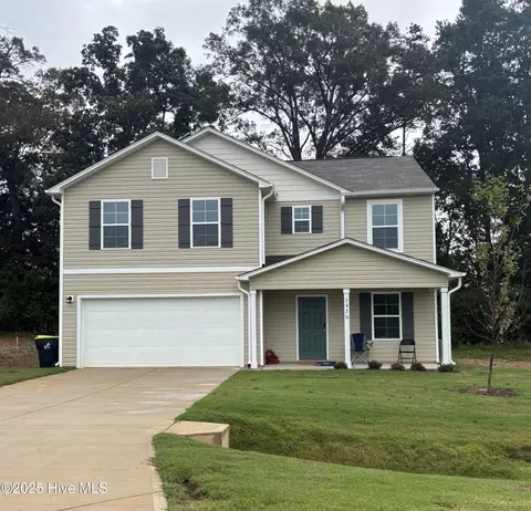 5020 Harrier Dr, Snow Camp, NC 27349