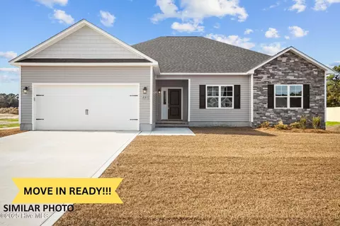 139 Tides End Dr, Holly Ridge, NC 28445