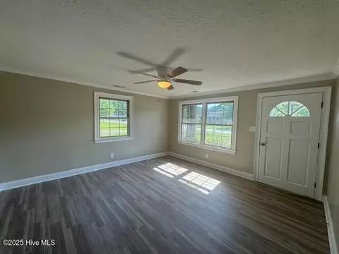 Living - 137 Ray Farmer Rd, Aulander, NC 27805 photo 2 of 2