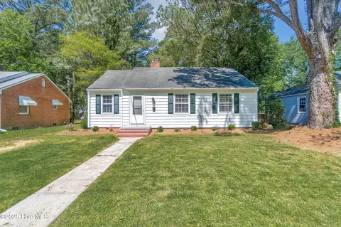 1111 W Williams Cir, Elizabeth City, NC 27909