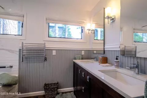 Bath - 90 Ridgewood Rd, Pinehurst, NC 28374 photo 1 of 5