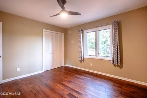 Bedroom - 90 Ridgewood Rd, Pinehurst, NC 28374 photo 1 of 3