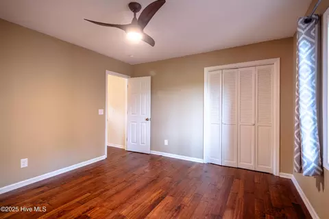Bedroom - 90 Ridgewood Rd, Pinehurst, NC 28374 photo 2 of 3
