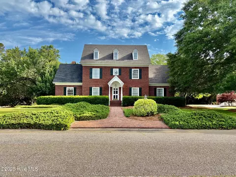 203 Summit Dr, Whiteville, NC 28472