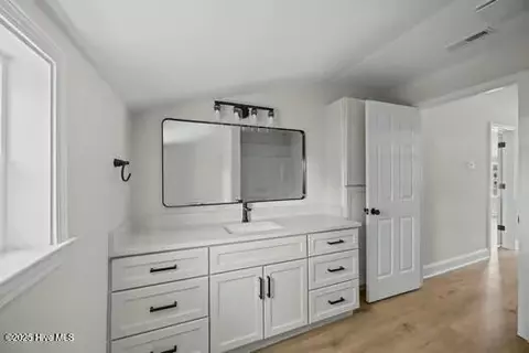 Bath - 111 E 8th St, Washington, NC 27889 photo 4 of 4