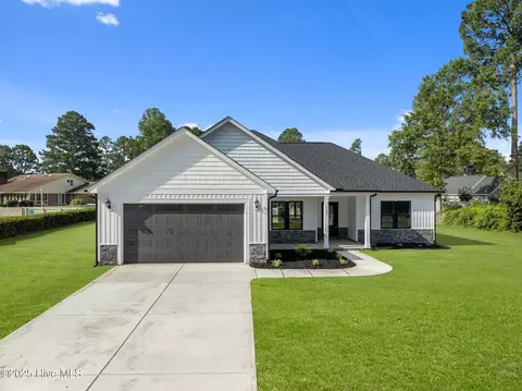 1104 Margaret Ln, Kinston, NC 28501