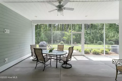 Exterior - 596 Jackline Dr, Hampstead, NC 28443 photo 8 of 19