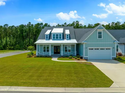 Exterior - 596 Jackline Dr, Hampstead, NC 28443 photo 3 of 19