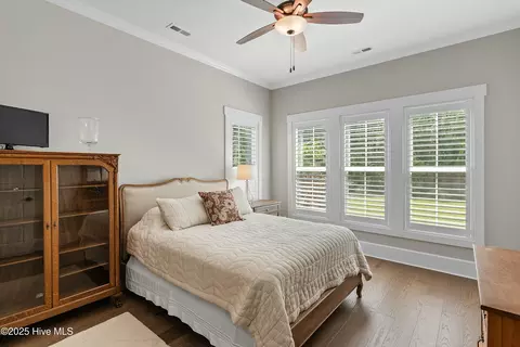 Bedroom - 596 Jackline Dr, Hampstead, NC 28443 photo 3 of 8