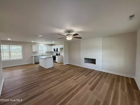 10 Silver Ct, Smithfield, NC 27577 photo 2
