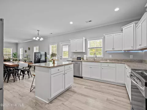 664 Aria Ln, Hubert, NC 28539 photo 9