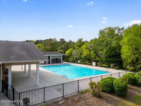 Exterior - 477 Landsdowne Cir, Hampstead, NC 28443 photo 9 of 9