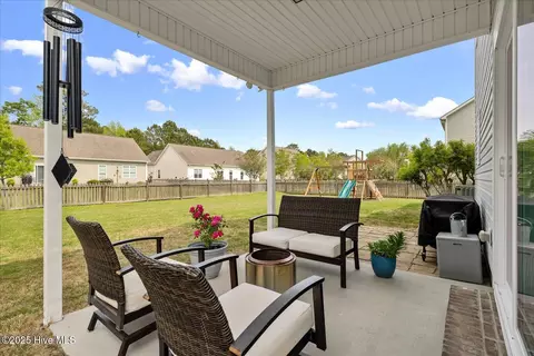 Exterior - 477 Landsdowne Cir, Hampstead, NC 28443 photo 3 of 9
