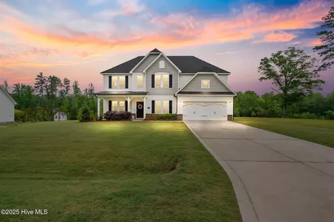233 Berg St, Smithfield, NC 27577