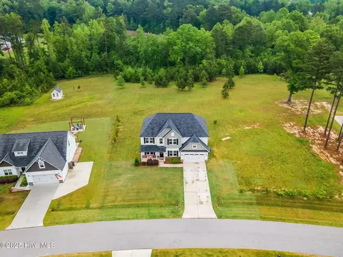 View/Area - 233 Berg St, Smithfield, NC 27577 photo 4 of 5