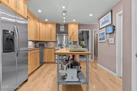 Kitchen - 14 Thunderbird Cir, Pinehurst, NC 28374 photo 2 of 5
