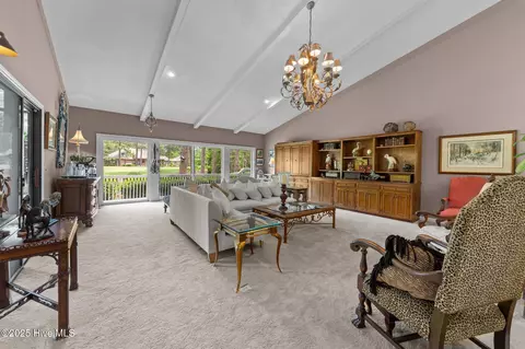 Living - 14 Thunderbird Cir, Pinehurst, NC 28374 photo 5 of 6