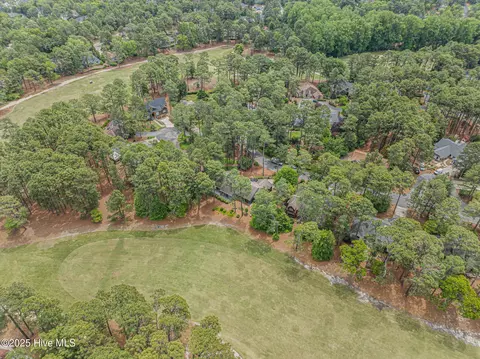 View/Area - 14 Thunderbird Cir, Pinehurst, NC 28374 photo 2 of 4