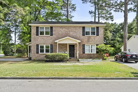 5212 Fox Ct, Wilmington, NC 28405