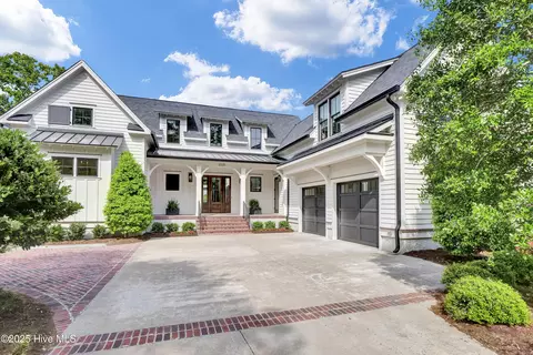 2225 Masons Point Pl, Wilmington, NC 28405