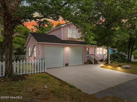 7501 E Oak Island Dr, Oak Island, NC 28465