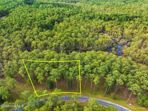 87 Broadview Pt, Oriental, NC 28571