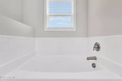 Bath - 3978 Eclipse Ave, Leland, NC 28451 photo 1 of 2
