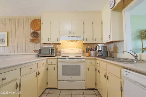 1212 E Main St, Sunset Beach, NC 28468 photo 19