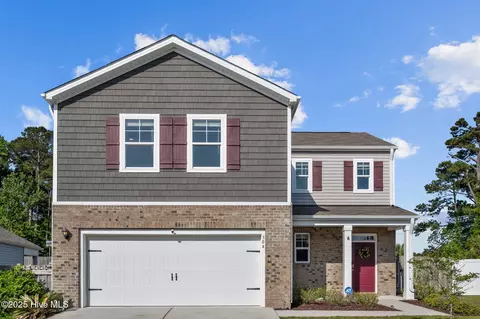 304 Airlie Vista Ln, Surf City, NC 28445