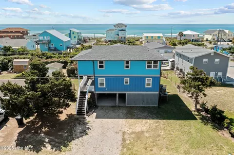 2311 Emerald Dr, Emerald Isle, NC 28594
