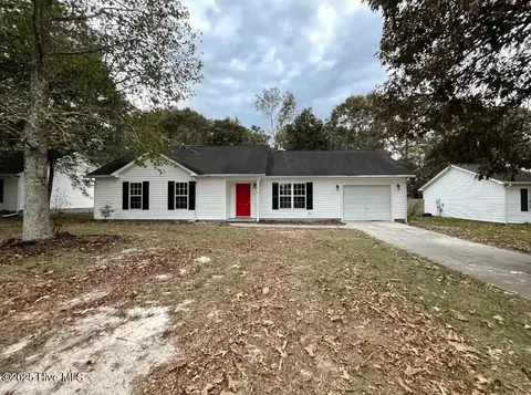 197 Bannermans Mill Rd, Richlands, NC 28574