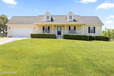 219 E Ridge Ct, Jacksonville, NC 28540