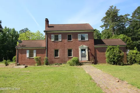 417 W Jackson St, Rich Square, NC 27869